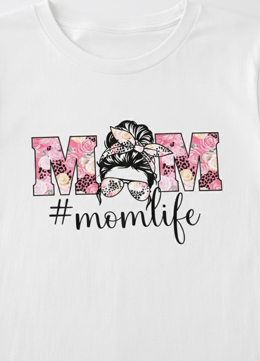 Mom Fashionista Graphic Print - Women White Regular T-Shirt