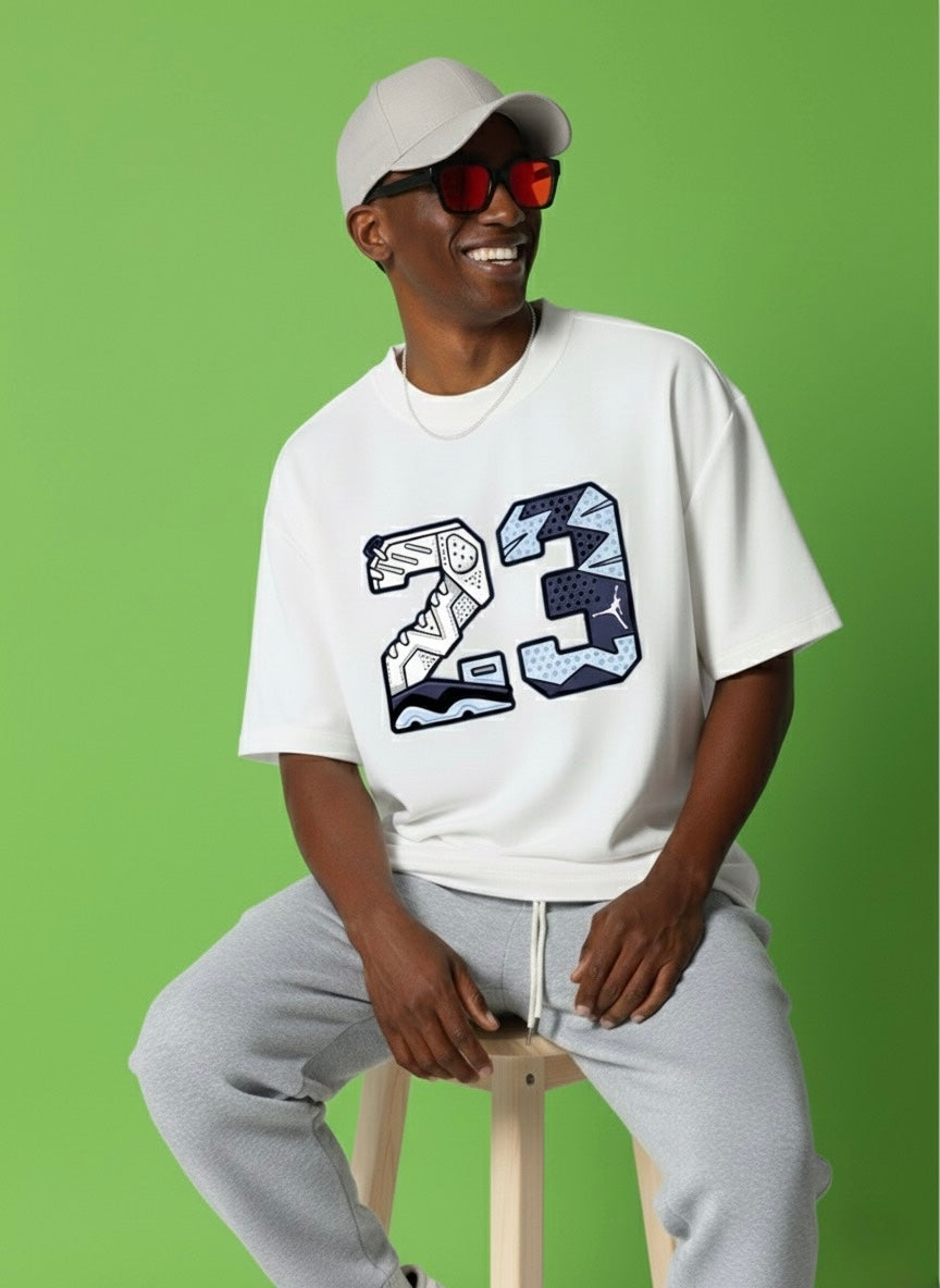23 Sneaker Graphic White Oversized T-shirt