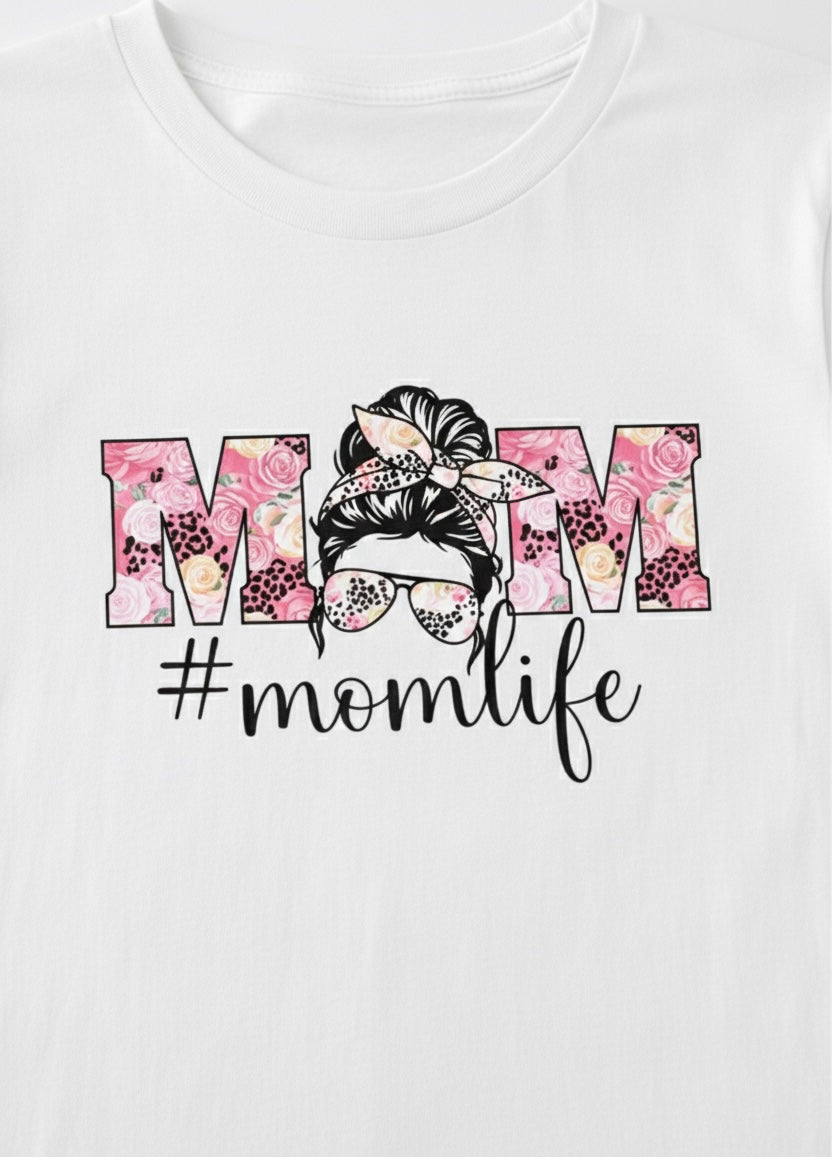 Mom Fashionista Graphic Print - Women White Regular T-Shirt